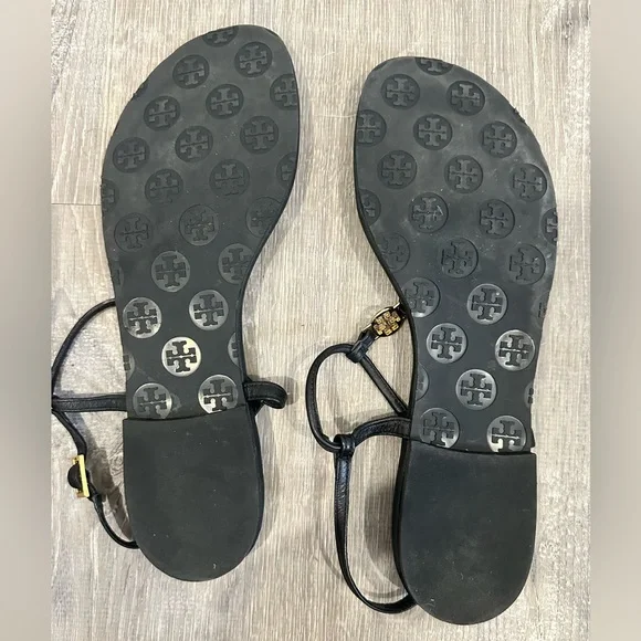 Tory Burch sandals - Picture 2 of 2
